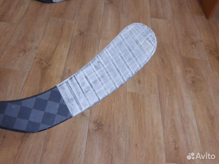 Хоккейная вешалка