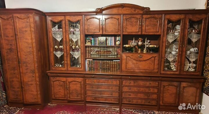 Буфеты и горка