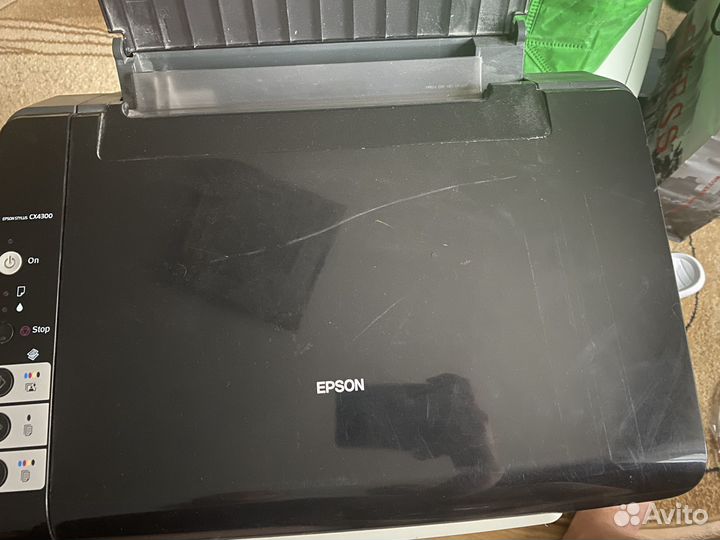 Цветной лазерный принтер epson