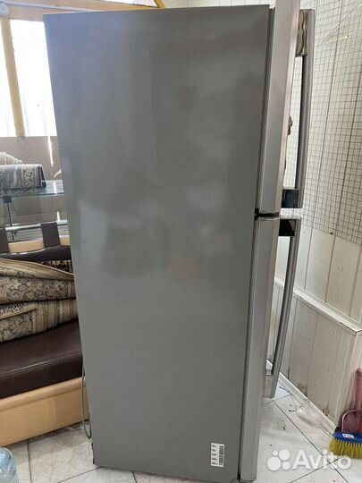 Холодильник