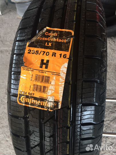 Continental ContiCrossContact LX 235/70 R16