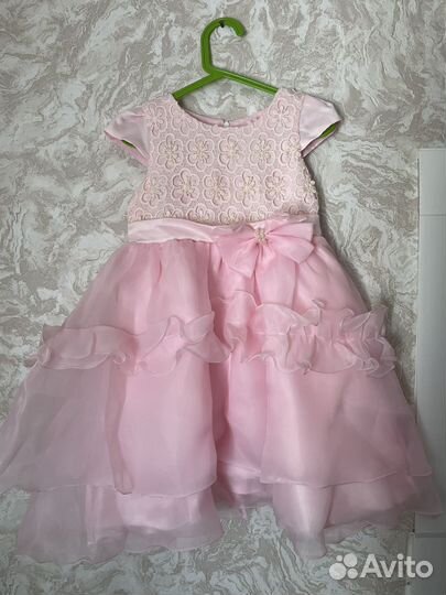 Платье на девочку