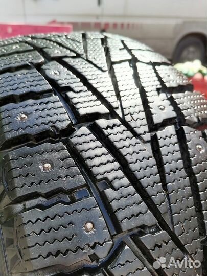 Nexen Winguard WinSpike WH62 225/60 R17