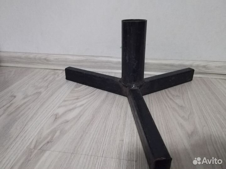 Подставка для живой елки