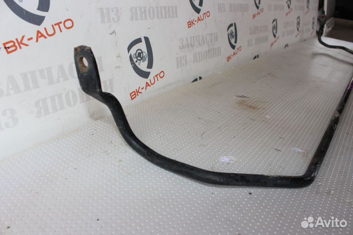 Задний стабилизатор Mercedes E-Class W124 S124