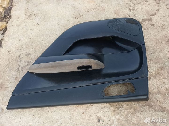 Обшивка двери задняя правая Peugeot 307