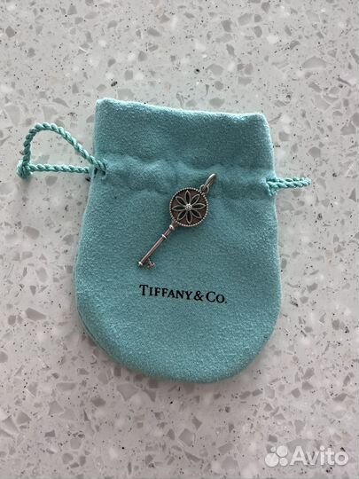 Tiffany ключик