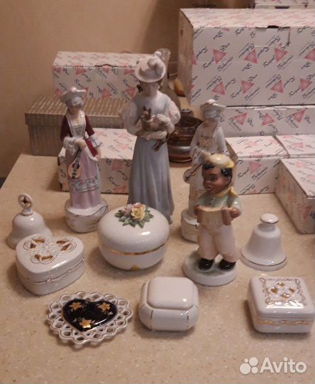 Фарфоровые статуэтки Royal Dux