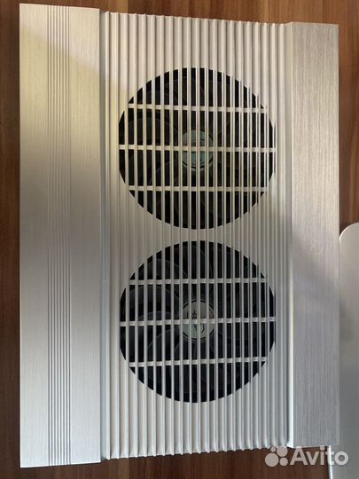 Охлаждающая подставка для ноутбука