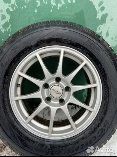 Pirelli Scorpion Ice&Snow 215/70 R16