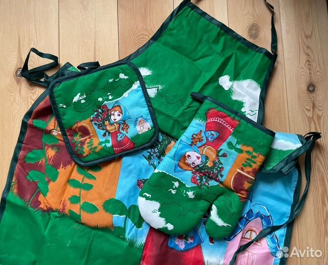 Кухонный фартук и прихватки