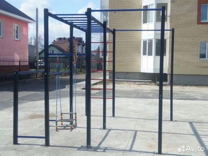 Турник уличный и брусья воркаут площадка