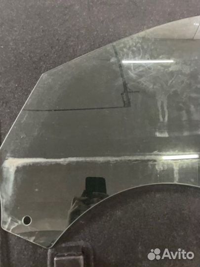 Стекло переднее левое Jaguar F-Pace X761 AJ126