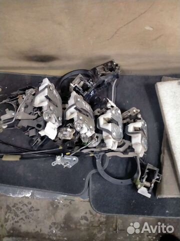 Замок двери mitsubishi лансер 10