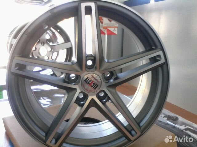 Диски vossen cvt r16. Диски на истану ромашка. Авито сочи диски. Воссен cvt r16. Диски сочи эдишн.