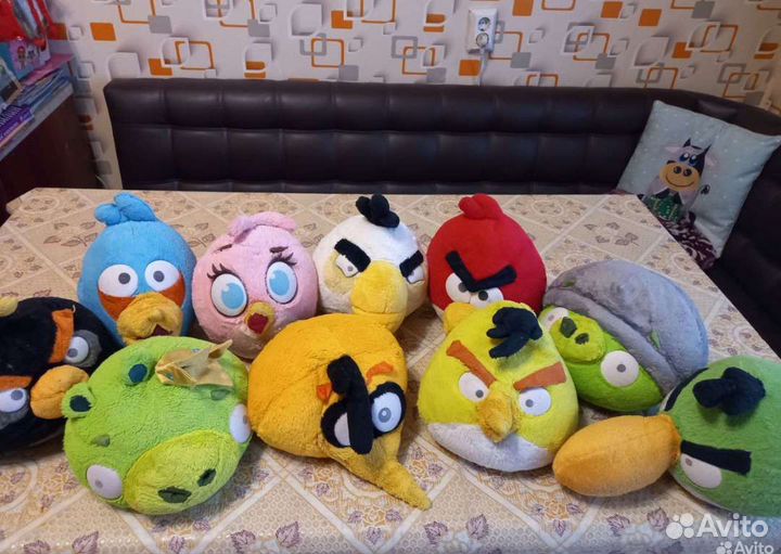 Пакетом Angry Birds