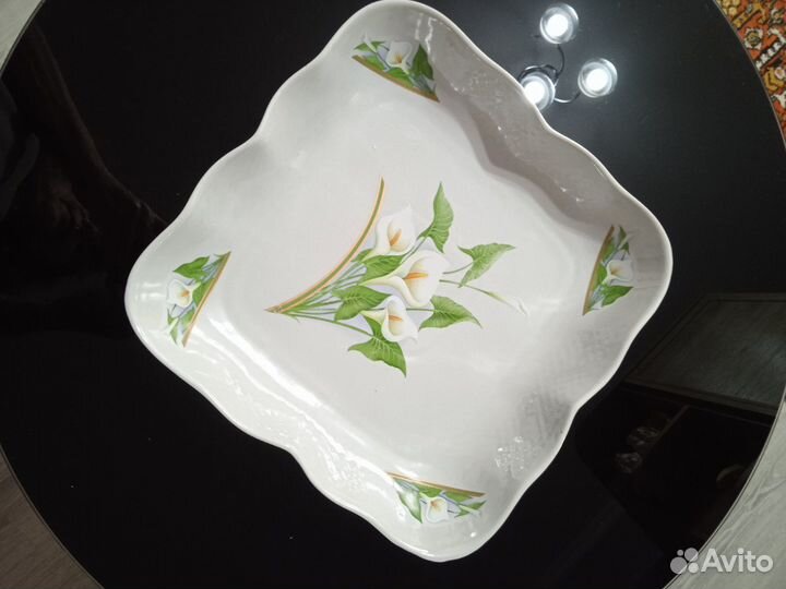 Фаянсовая посуда