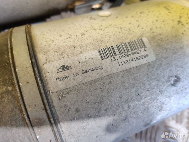 Амортизатор Стойка передний правый Audi A8 D3 4E2