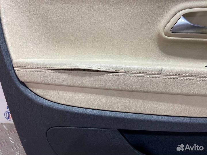 Обшивка двери Volkswagen Passat CC