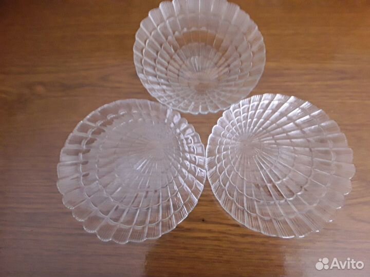 Посуда из стекла,прозрачная