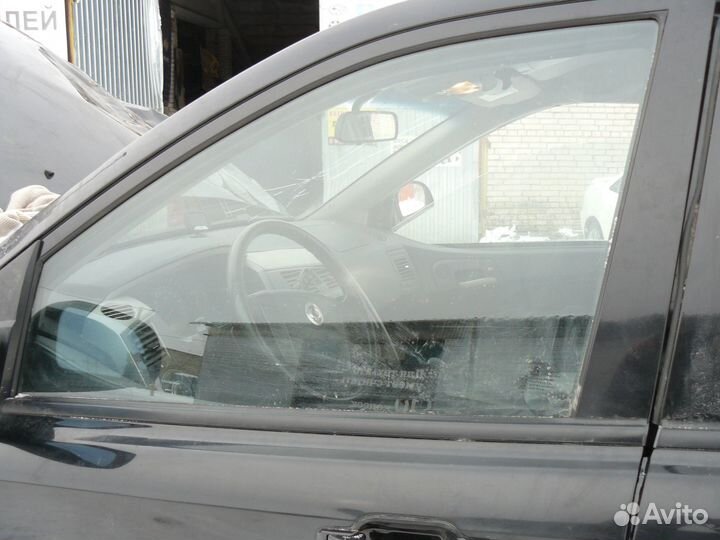 Стекло двери передней левой Ssang Yong Kyron 2014г