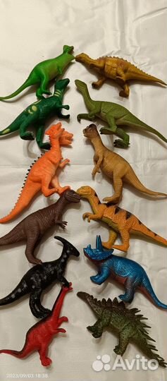 Набор динозавров
