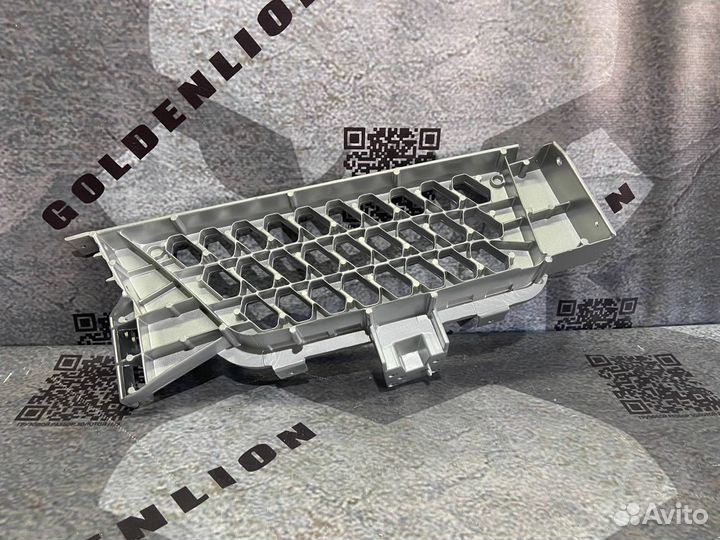 Ступенька подножки передняя правая Volvo Fh FH4