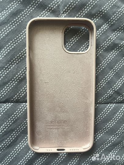 Чехол на iPhone 13