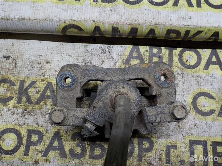 Суппорт задний правый Hyundai Sonata IV (EF) 1998