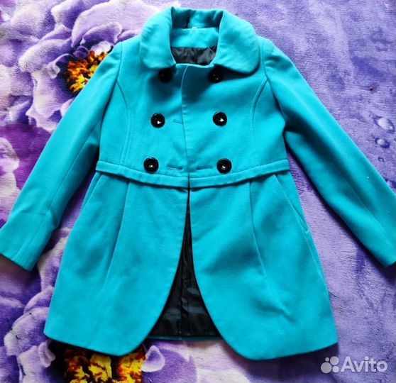 Пальто на девочку 5 лет