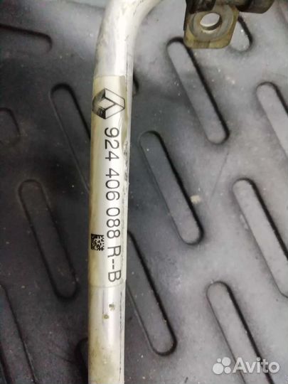 Трубка кондиционера на Renault Duster