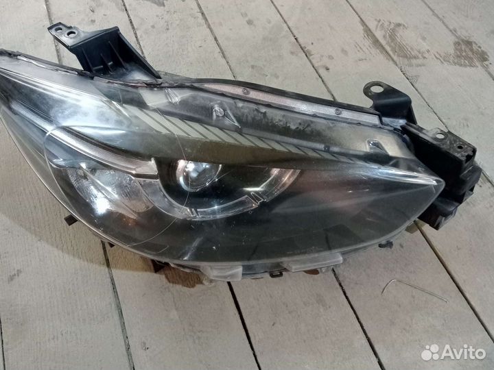 Фара Мазда сх-5 рестайлинг LED (правая)