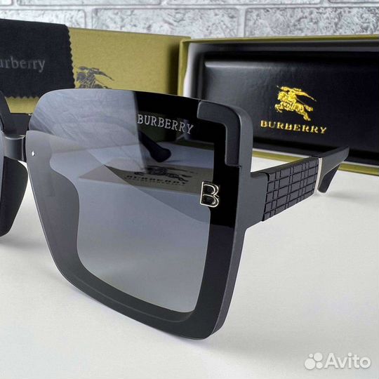 Очки Burberry London