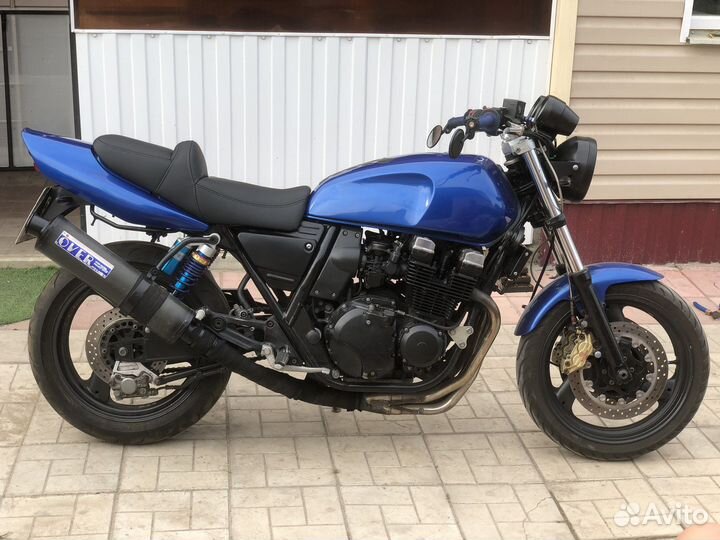 Yamaha XJR400