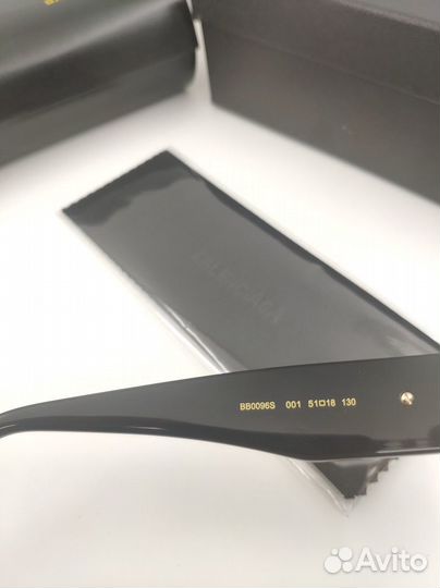 Очки balenciaga черные