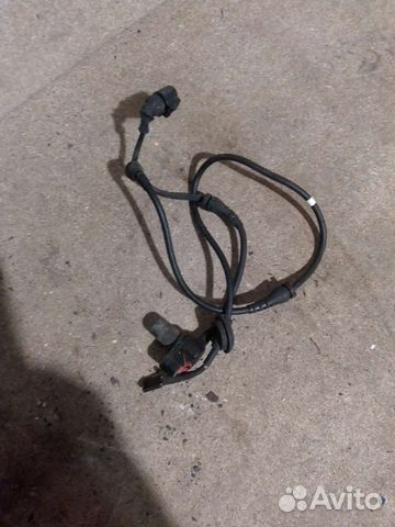 Передний датчик абс Audi A4 B6. B7