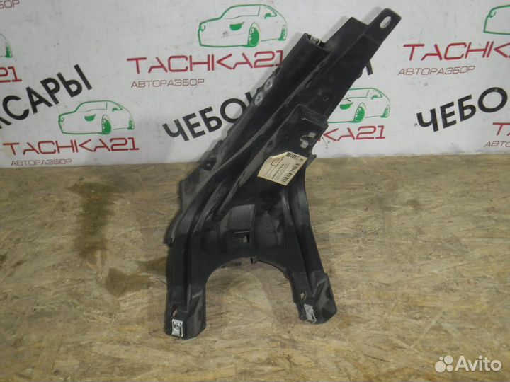 Кронштейн переднего левого крыла BMW X5 E70 06-13