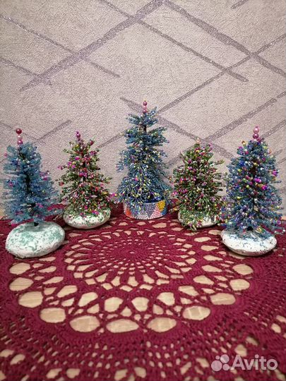 Елочки из бисера