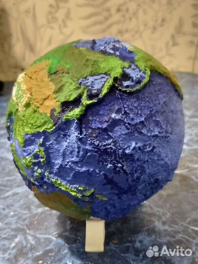 Глобус-раскраска с рельефом местности