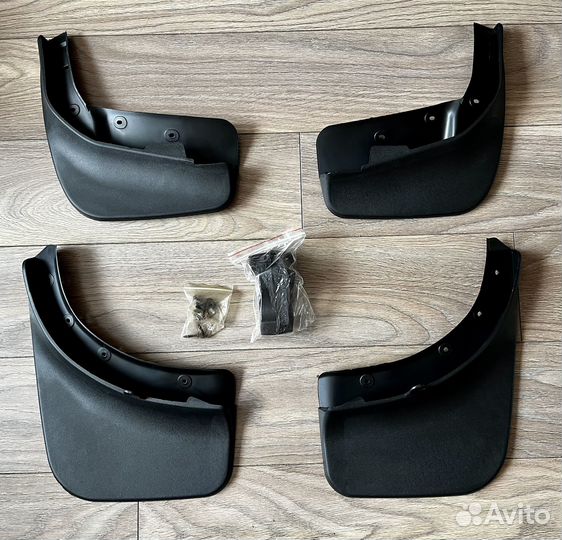 Брызговики VW Touareg NF (2)