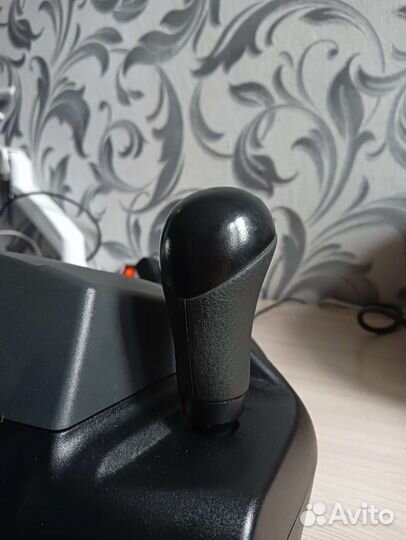 Logitech momo racing