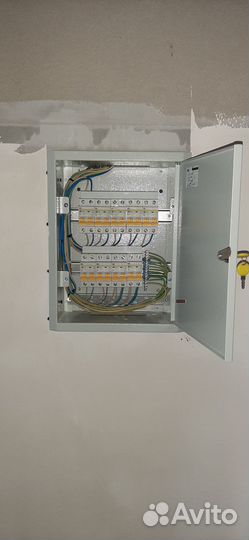 Услуги электрика/Электрик