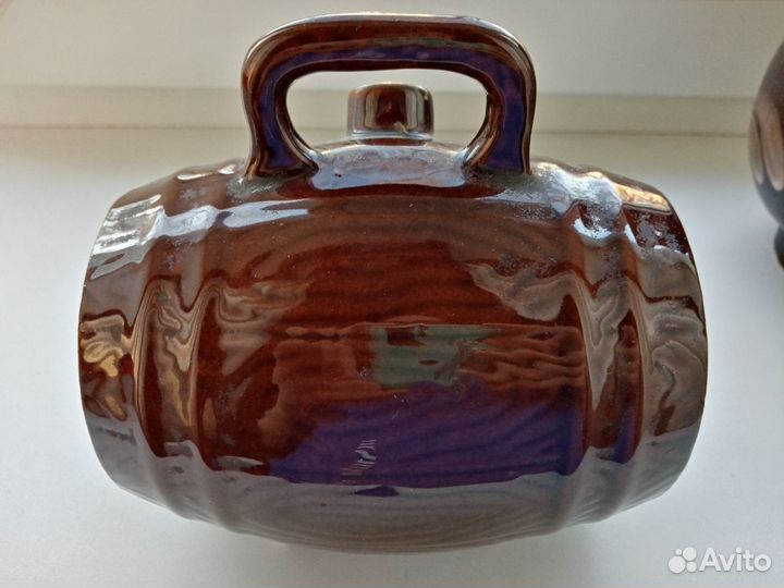 Ваза, сарат. хрусталь. Штоф-бочонок,керамика. СССР