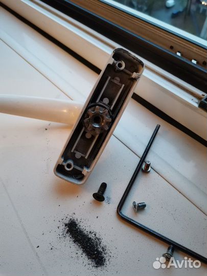 Ремонт окон, стеклопакеты, уплотнитель, москитные