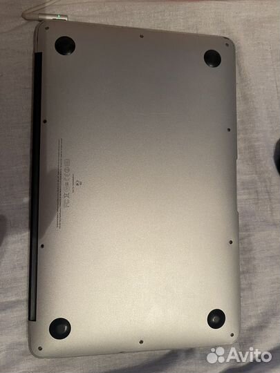 Apple macbook air 2011