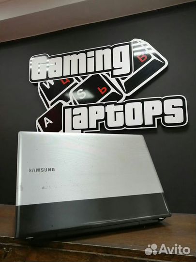 Ноутбук Samsung / Core i3