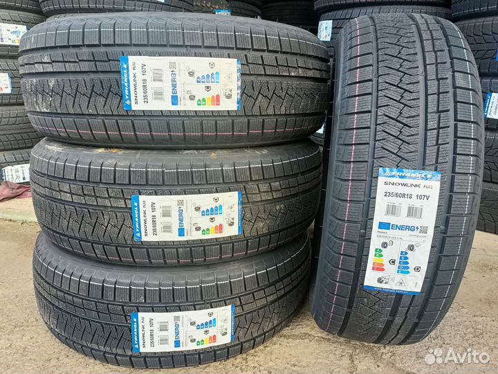 Triangle PL02 235/60 R18 108V