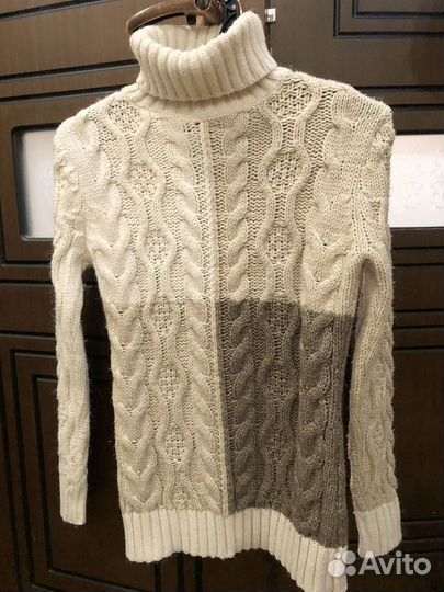 Свитера женские