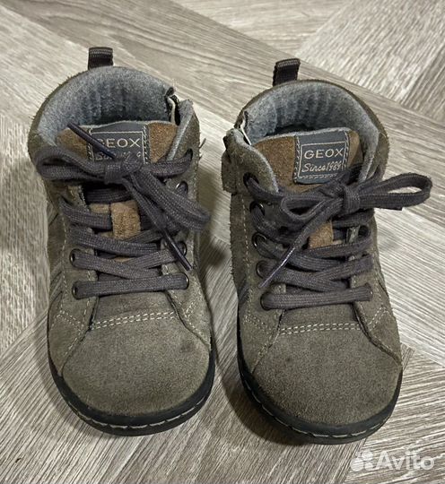 Ботинки детские 23 размер geox