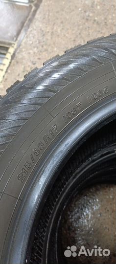 Yokohama 104ZR 215/65 R17